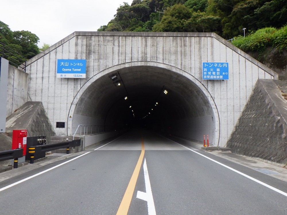 令和元－２年度　土佐管内トンネル補修工事画像