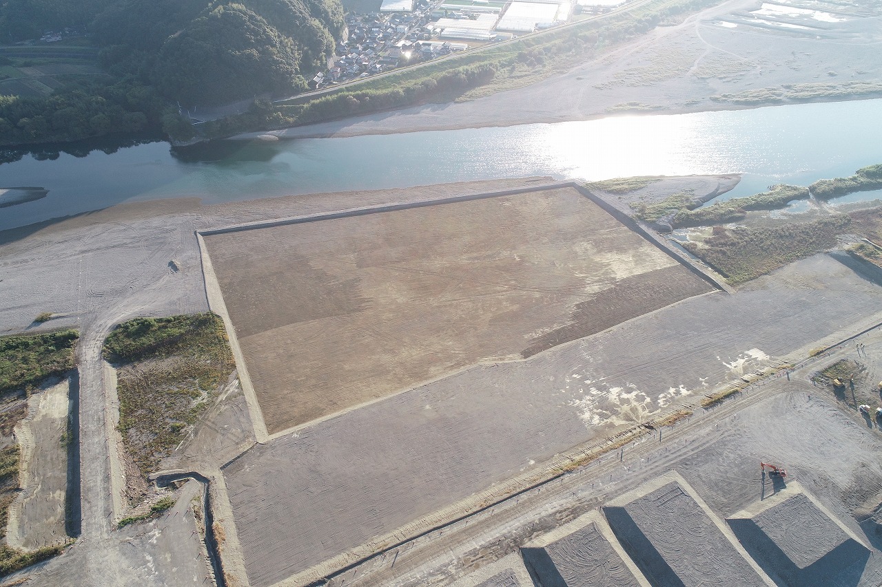 R6年度 仁淀川用石地区河道掘削工事画像