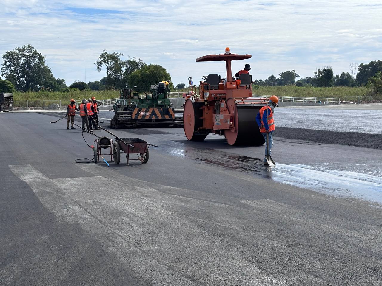MINAMI CAMBODIA AI自動車教習コース 建設工事画像