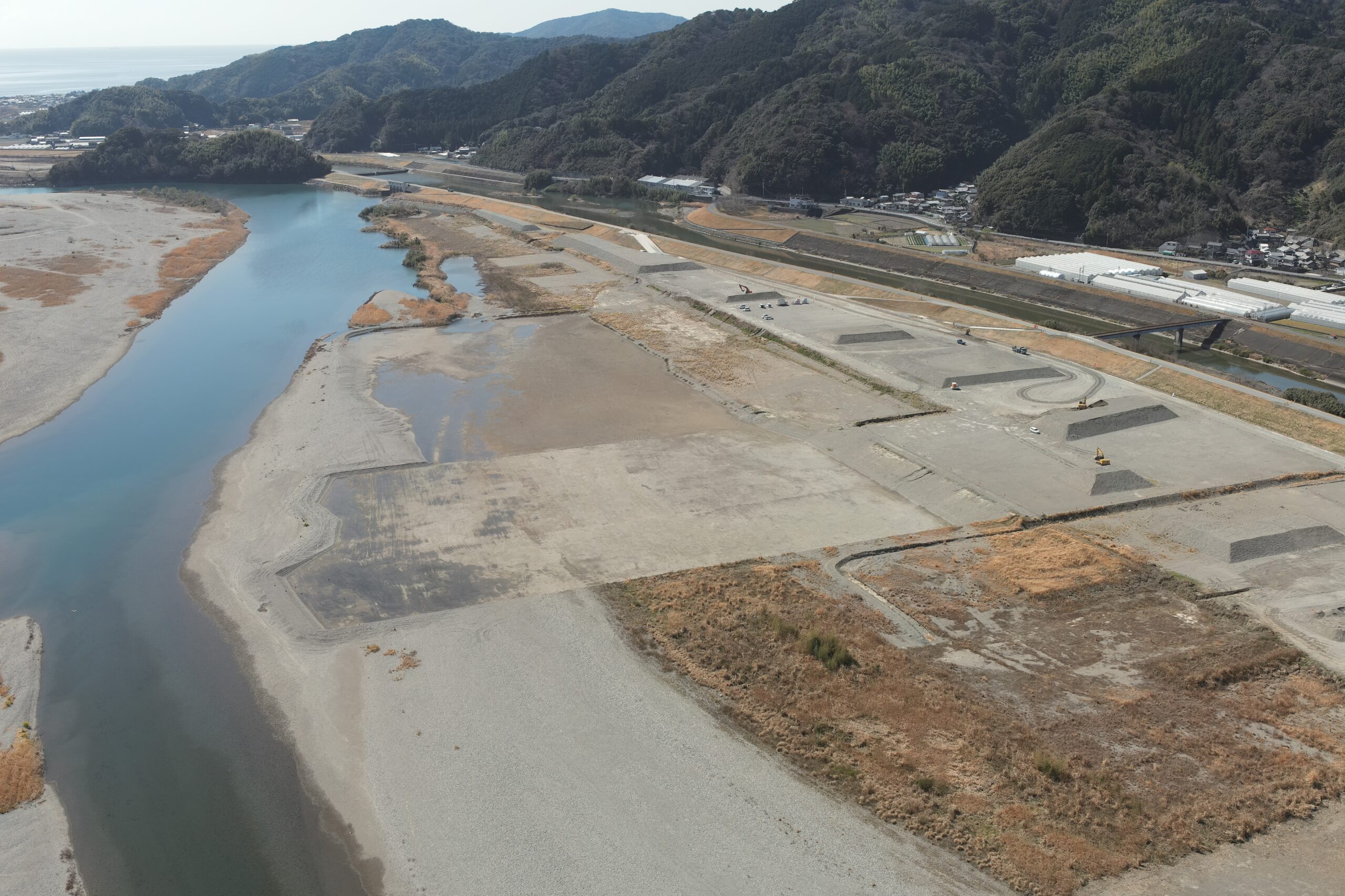 令和7年度 仁淀川用石地区河道掘削工事画像